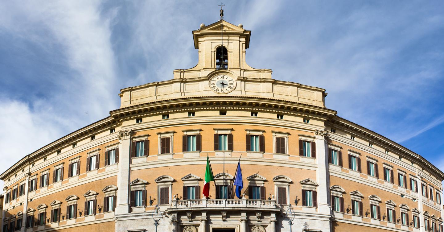 Dl casa: via libera dalla Camera con 155 sì e 79 no, passa all’esame Senato